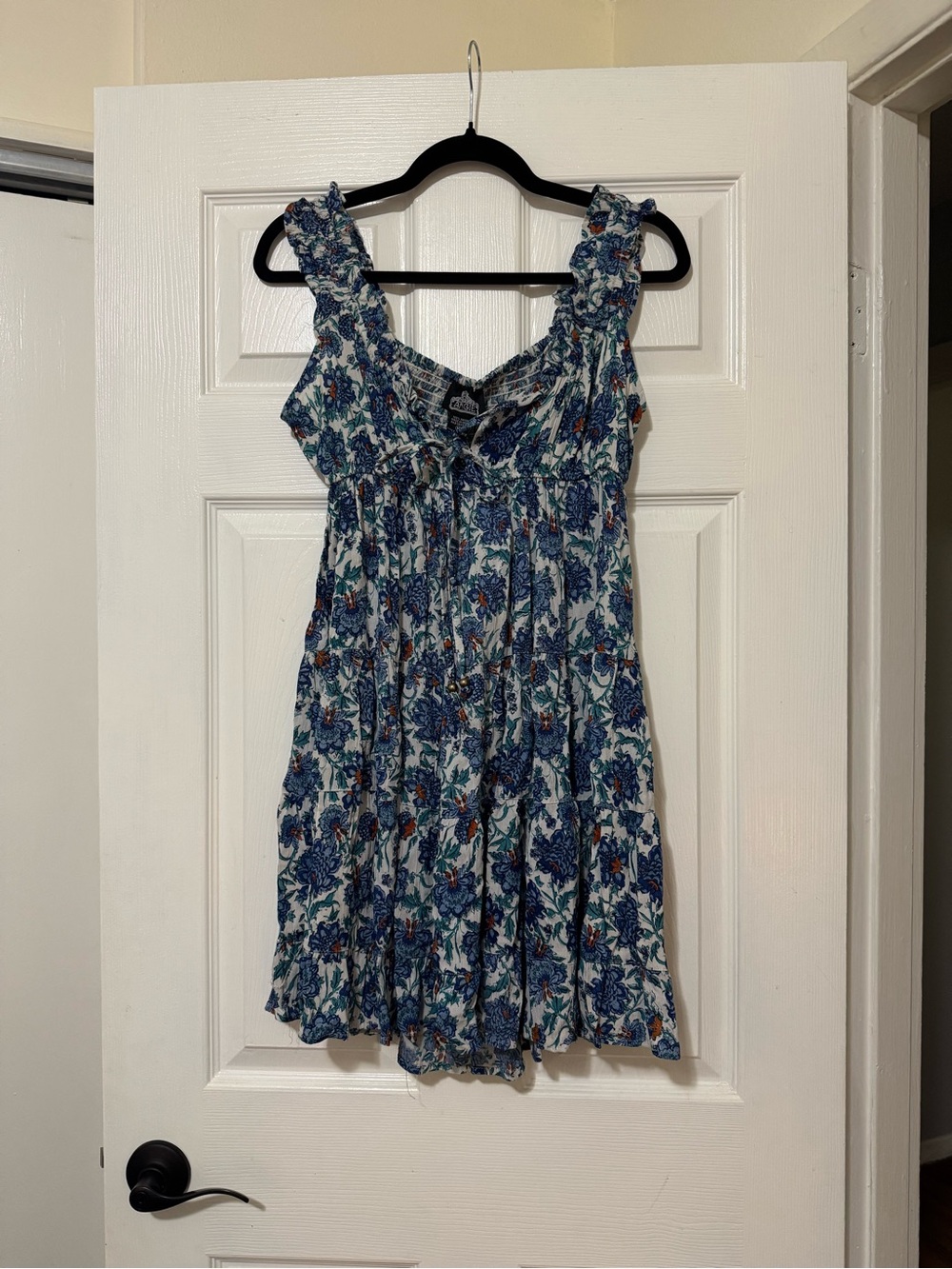 NWT Angie Tie Front Dress